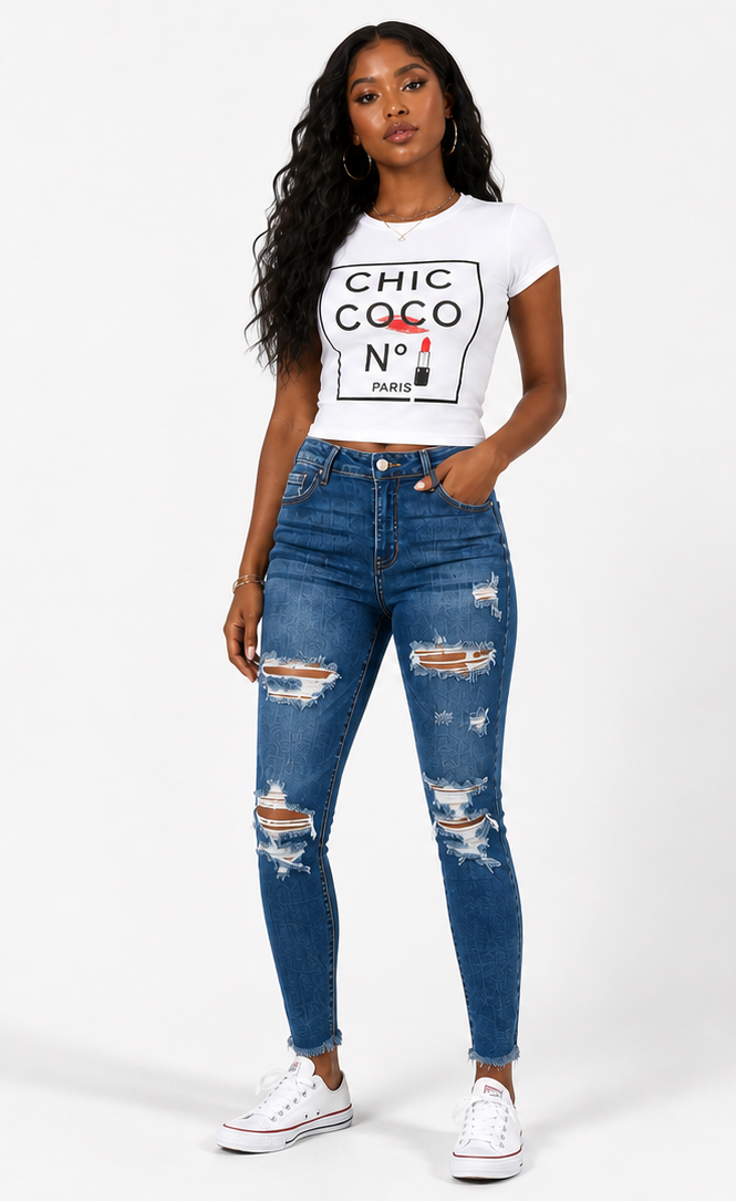NOBRAND “Chic Like Coco” Graphic Tee
